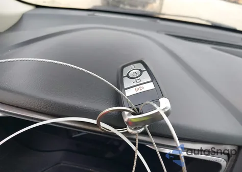 2019 Ford Fusion Hybrid Se z USA, uszkodzony, nr VIN 3FA6P0LU3KR263757